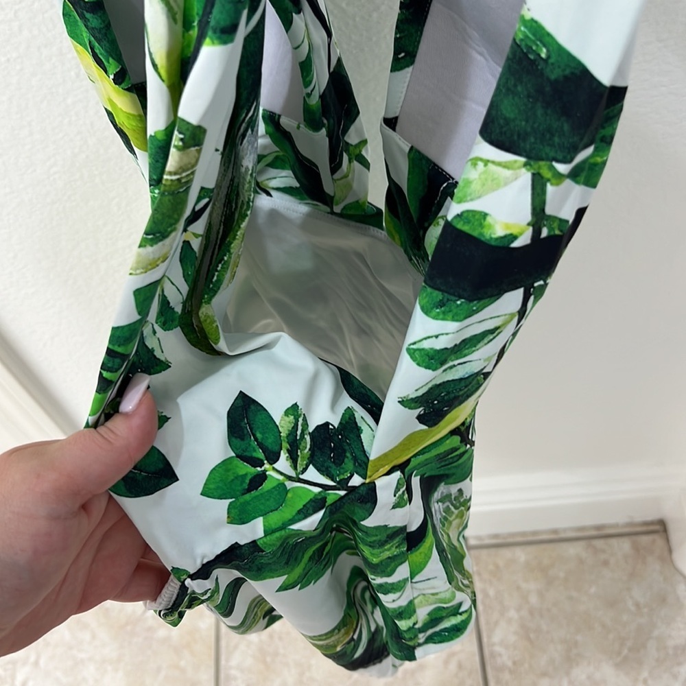 NEW Green Tropical Piece One Piece Swimsuit - Picture 12 of 13
